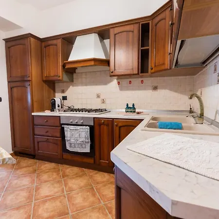 Teo'S House *